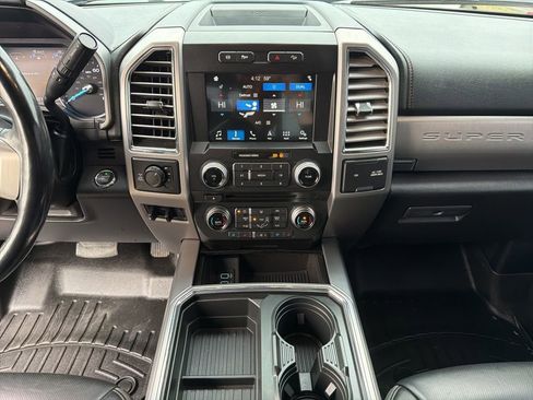 Used 2018 Ford F250 Platinum w/ FX4 Off-Road Package image 50