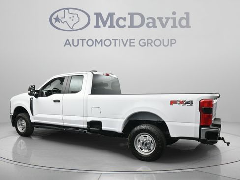 Used 2023 Ford F250 XL w/ 360-Degree Camera Package AWD/4WD image 6