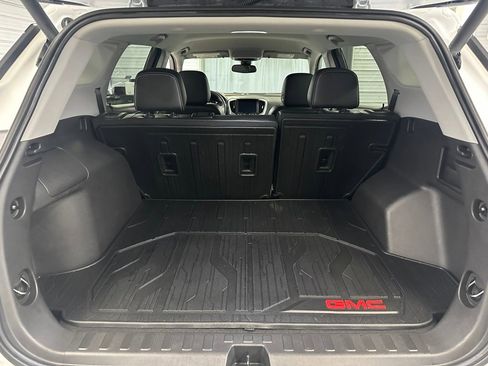 Certified 2023 GMC Terrain SLT w/ Elevation Edition image 25