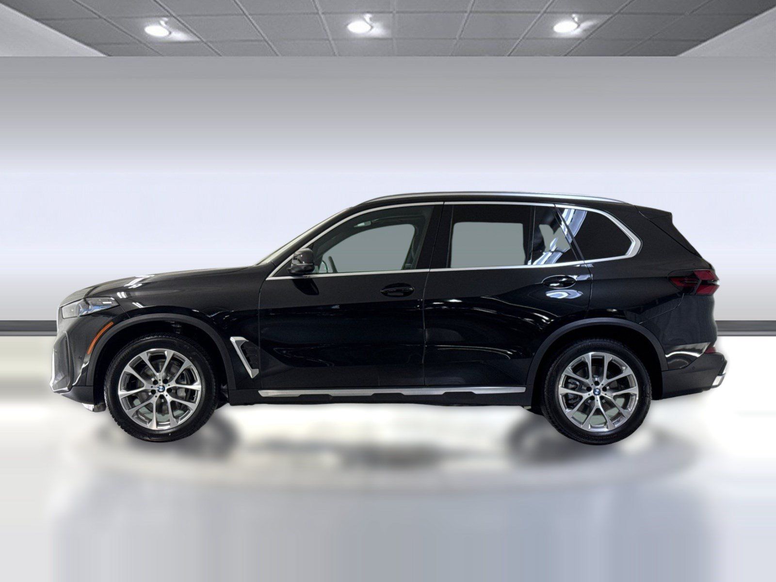 Used 2026 BMW X5 sDrive40i w/ Climate Comfort Package RWD image 2