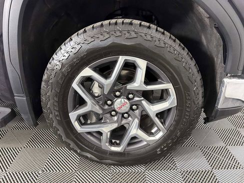 Used 2024 GMC Sierra 1500 SLT w/ SLT Premium Plus Package image 10