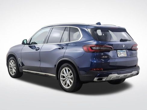 Used 2023 BMW X5 xDrive40i w/ Premium Package AWD/4WD image 3