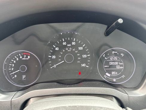 Used 2017 Honda HR-V EX image 15