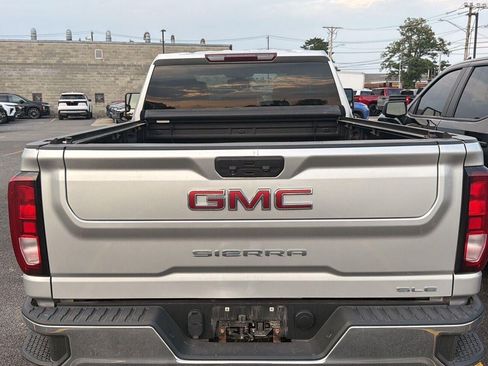 Used 2022 GMC Sierra 2500 SLE w/ SLE Value Package; AWD/4WD image 5
