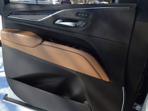 Used 2021 Cadillac Escalade Sport w/ Driver Assist Tech Package image 8