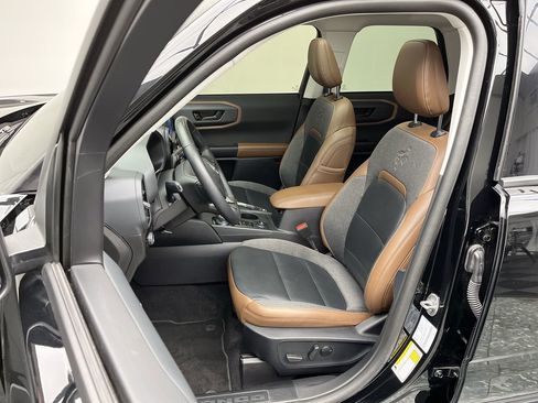 Used 2023 Ford Bronco Sport Outer Banks w/ Tech Package image 11