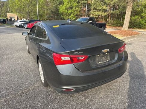 Used 2017 Chevrolet Malibu LT w/ Leather Package image 7