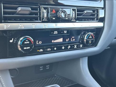 New 2026 Nissan Pathfinder SV w/ Lighting Package FWD image 34