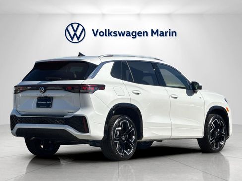 New 2026 Volkswagen Tiguan SEL R-Line image 5