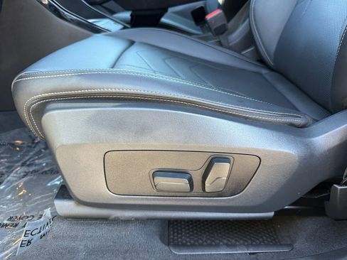 Used 2025 BMW X1 xDrive28i AWD/4WD image 10