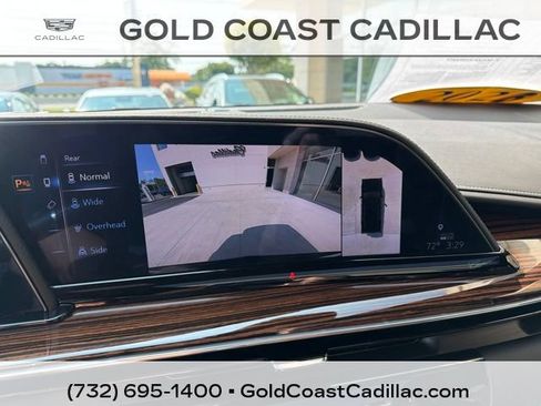 Used 2023 Cadillac Escalade ESV Premium Luxury AWD/4WD image 28
