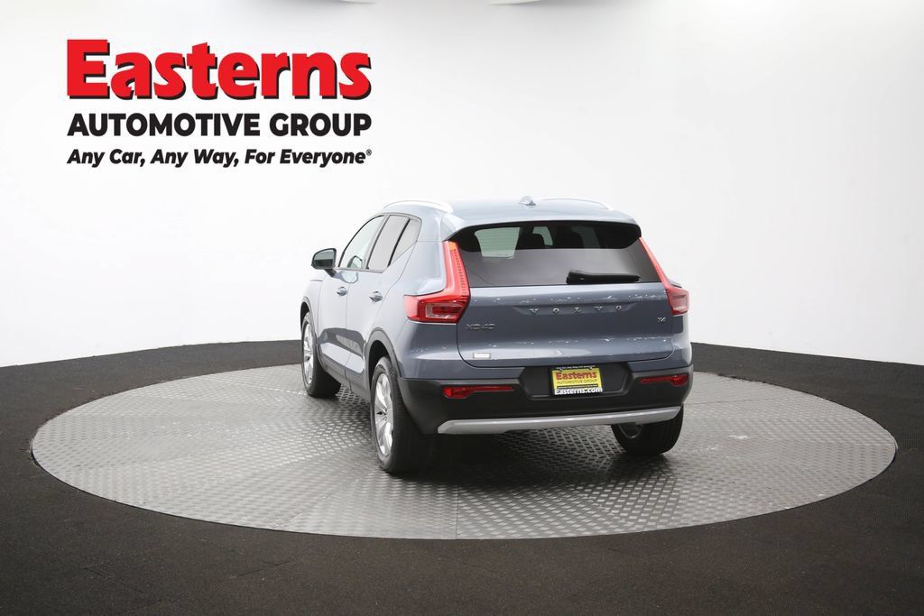 Used 2021 Volvo XC40 T4 Momentum FWD image 67