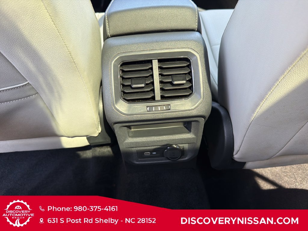 Used 2021 Volkswagen Tiguan SEL FWD image 34