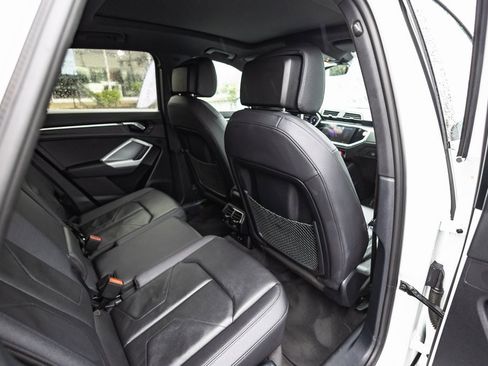 Used 2023 Audi Q3 2.0T Premium image 36