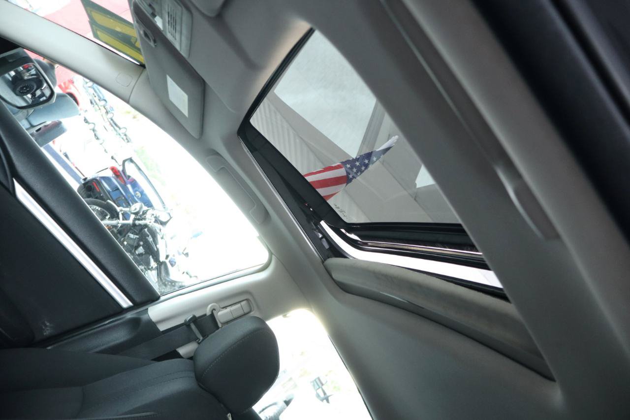 Used 2017 Honda Civic EX-T image 18