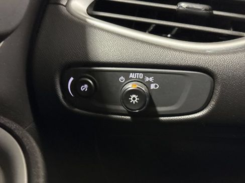 Used 2024 Chevrolet Malibu LT FWD image 18