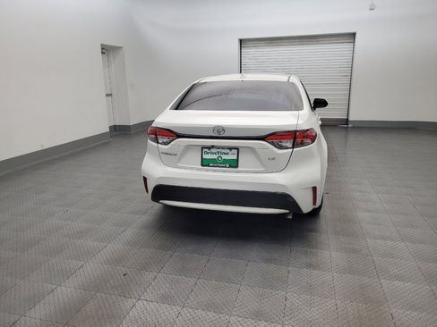 Used 2020 Toyota Corolla LE w/ LE Premium Package FWD image 7