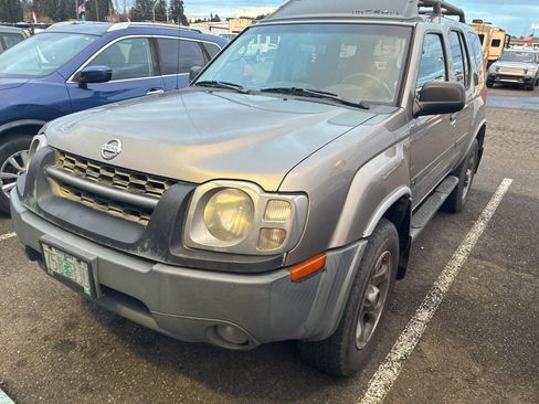 Used 2004 Nissan Xterra SE S/C w/ (Vdc) Dynamic Control Pkg image 1