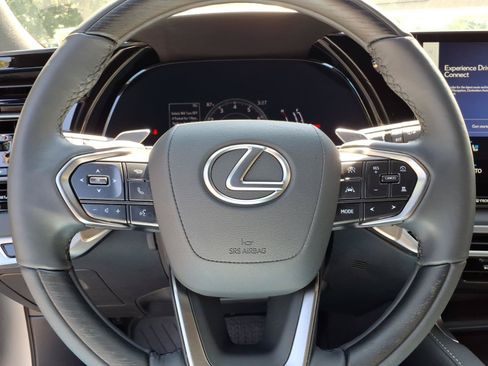 Certified 2023 Lexus RX 350 Premium w/ Accessory Package AWD/4WD image 19