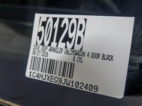 Used 2018 Jeep Wrangler Unlimited Sahara AWD/4WD image 36