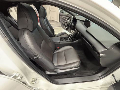 Used 2024 MAZDA MAZDA3 s image 40