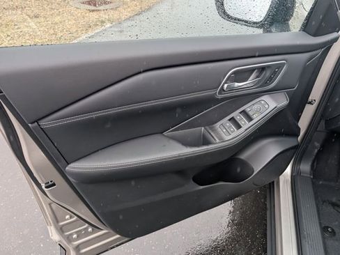 New 2026 Nissan Rogue Platinum w/ Platinum Premium Package image 15