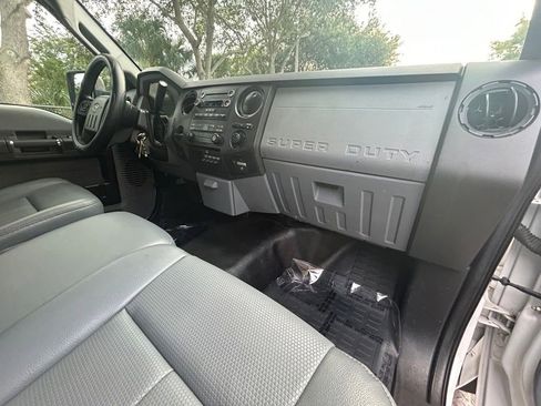 Used 2016 Ford F550 2WD Regular Cab Super Duty image 20