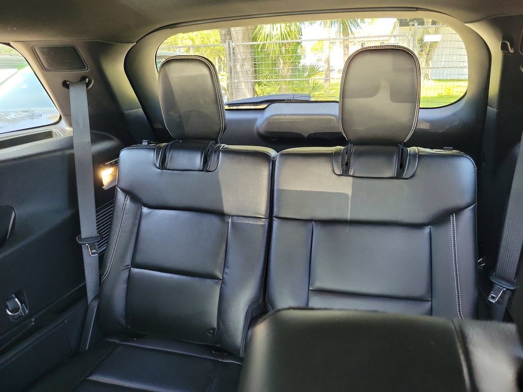Used 2022 Ford Explorer ST w/ Equipment Group 401A AWD/4WD image 10