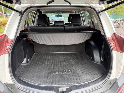 Used 2013 Toyota RAV4 Limited AWD/4WD image 10
