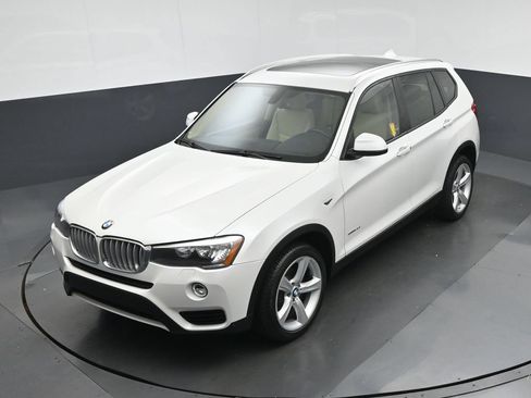 Used 2017 BMW X3 sDrive28i RWD image 57