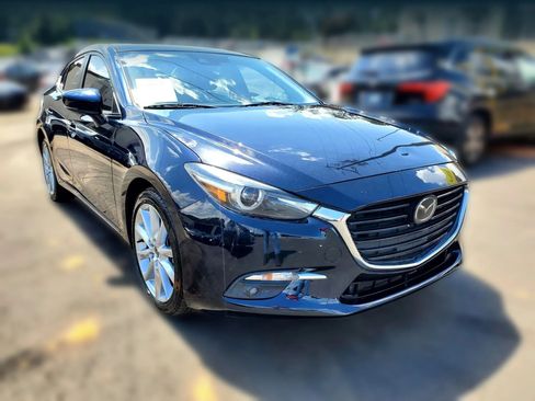 Used 2017 MAZDA MAZDA3 Grand Touring w/ Premium Equipment Package FWD image 20