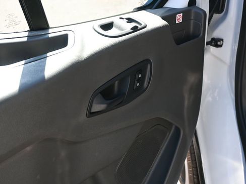 Used 2020 Ford Transit 150 XL RWD image 8