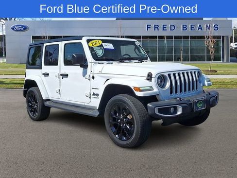 Used 2021 Jeep Wrangler Unlimited Sahara w/ Cold Weather Group AWD/4WD image 1