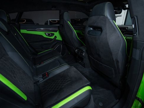 Used 2023 Lamborghini Urus S image 32