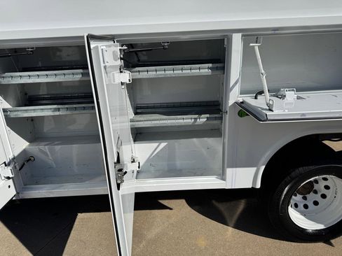 Used 2017 Ford Transit 350 138 DRW w/ Interior Upgrade Package image 29