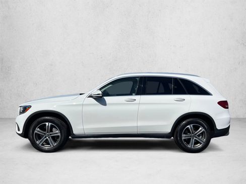 Used 2019 Mercedes-Benz GLC 300 4MATIC image 8