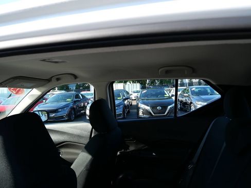 Used 2023 Nissan Kicks S FWD image 20