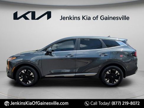 New 2026 Kia Sportage LX FWD image 9