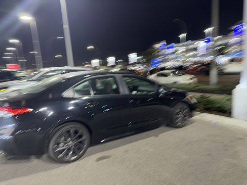 Used 2024 Toyota Corolla SE image 13