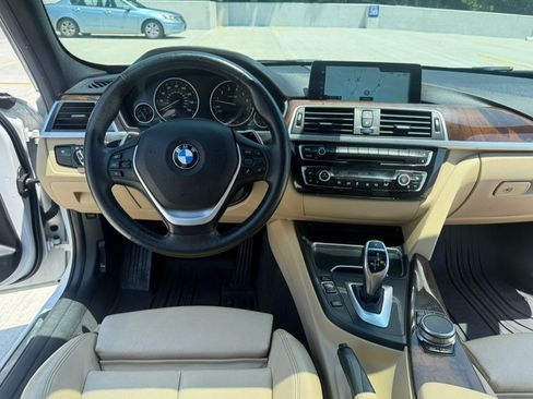 Used 2017 BMW 330i xDrive Sedan AWD/4WD image 12