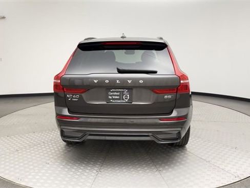 Certified 2025 Volvo XC60 B5 Plus w/ Climate Package image 3