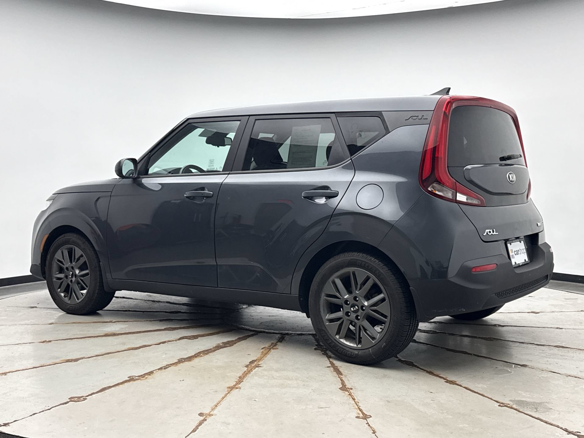 Used 2021 Kia Soul EX FWD image 3