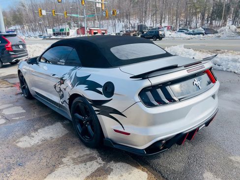 Used 2015 Ford Mustang Convertible w/ Equipment Group 051A image 12