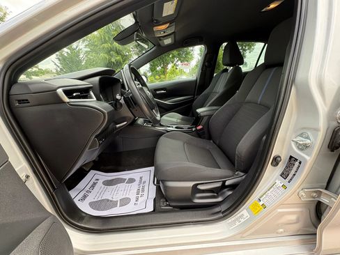 Used 2020 Toyota Corolla SE FWD image 11