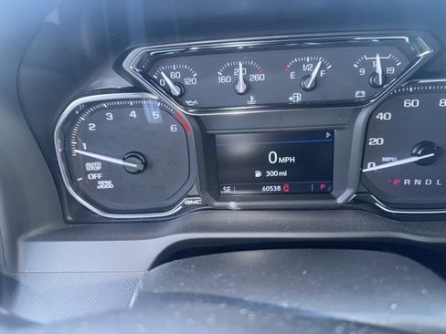 Used 2022 GMC Sierra 1500 Elevation image 7