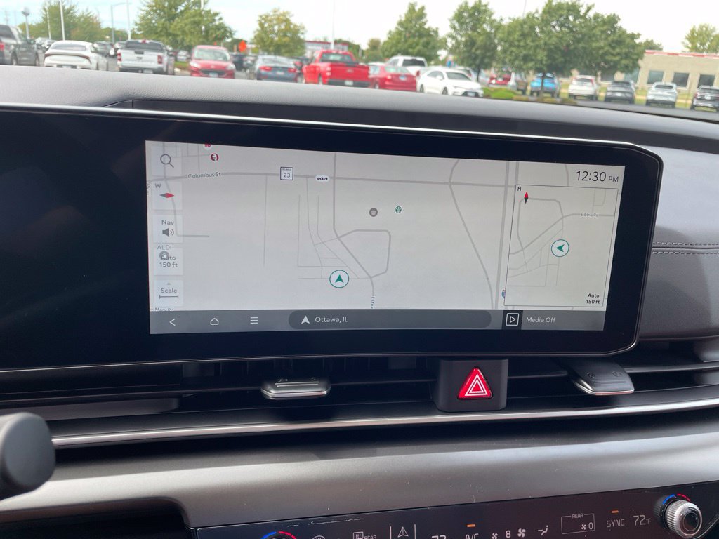 New 2027 Kia Carnival SX FWD image 21