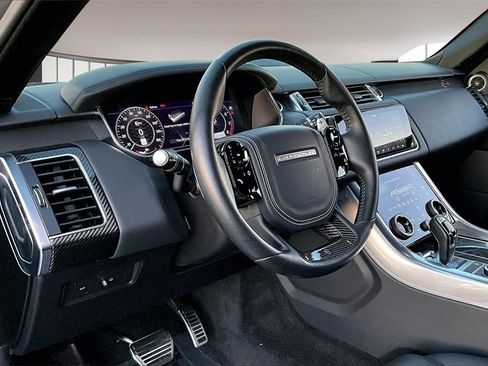 Used 2022 Land Rover Range Rover Sport SVR image 15