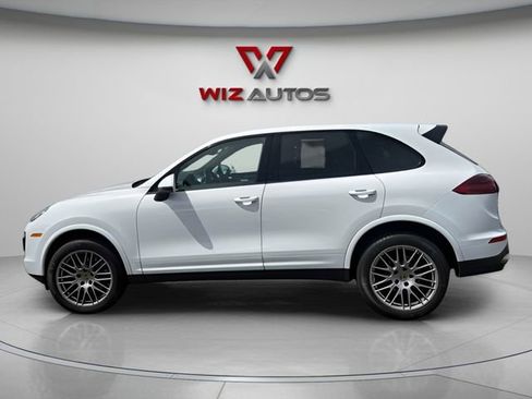 Used 2018 Porsche Cayenne Platinum Edition AWD/4WD image 2