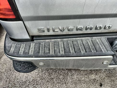 Used 2017 Chevrolet Silverado 1500 LT w/ Texas Edition AWD/4WD image 7