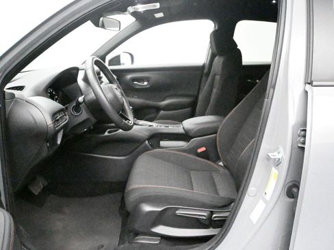 Used 2024 Honda HR-V Sport image 8